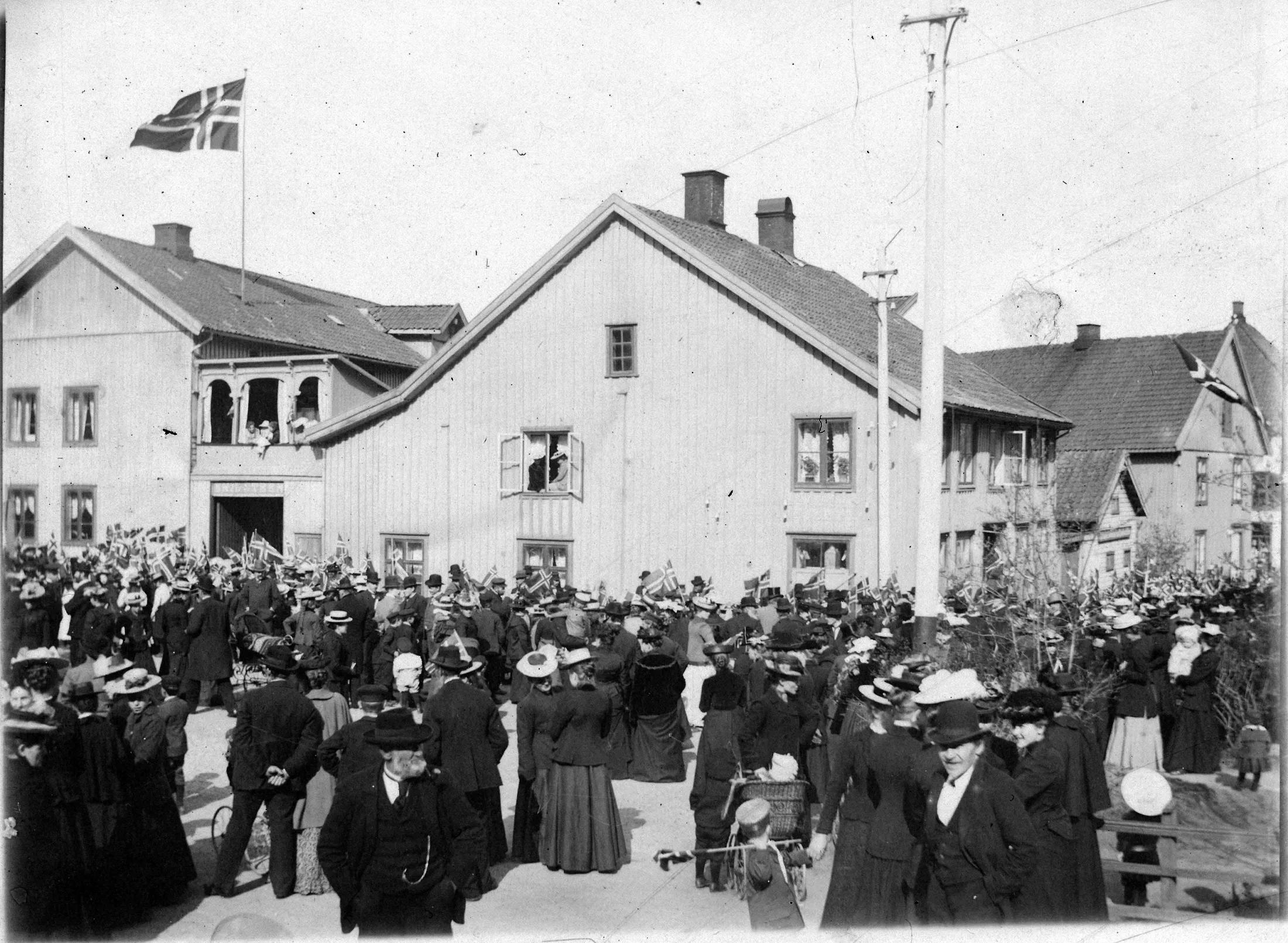 17 Mai – original