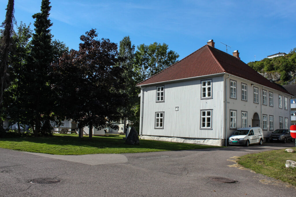 Holmestrand Museum fra øst August 2020